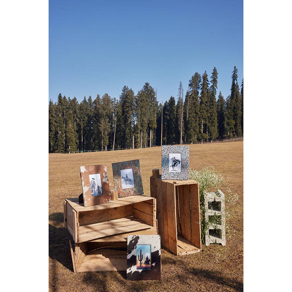 Highland Photo Frame