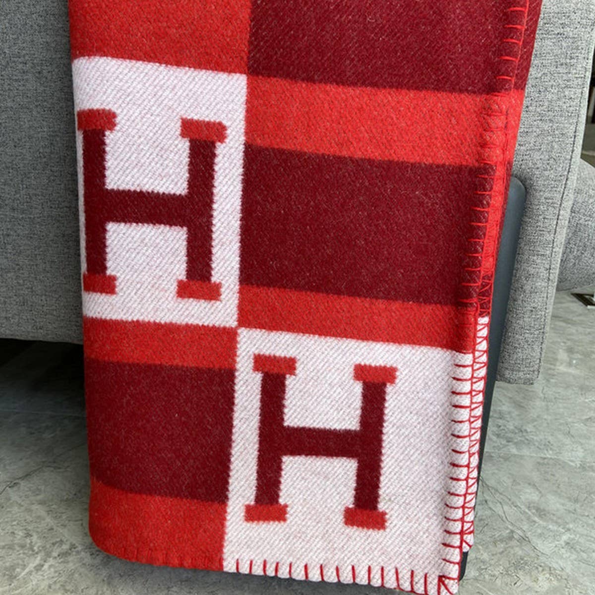 Simple Warm Sofa Blanket