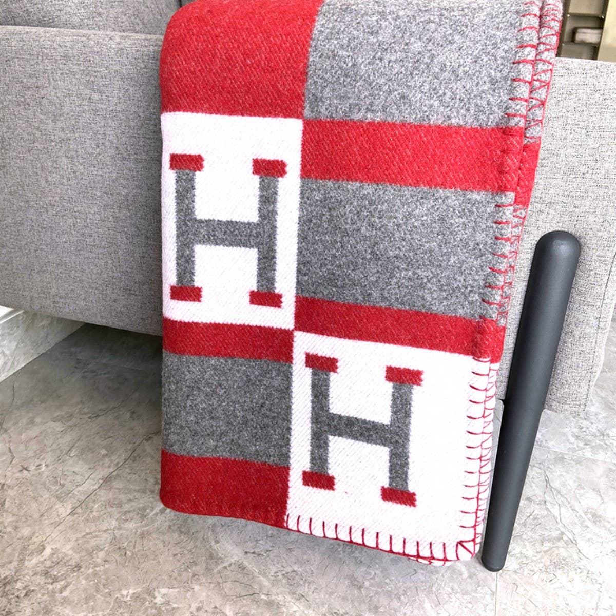 Simple Warm Sofa Blanket