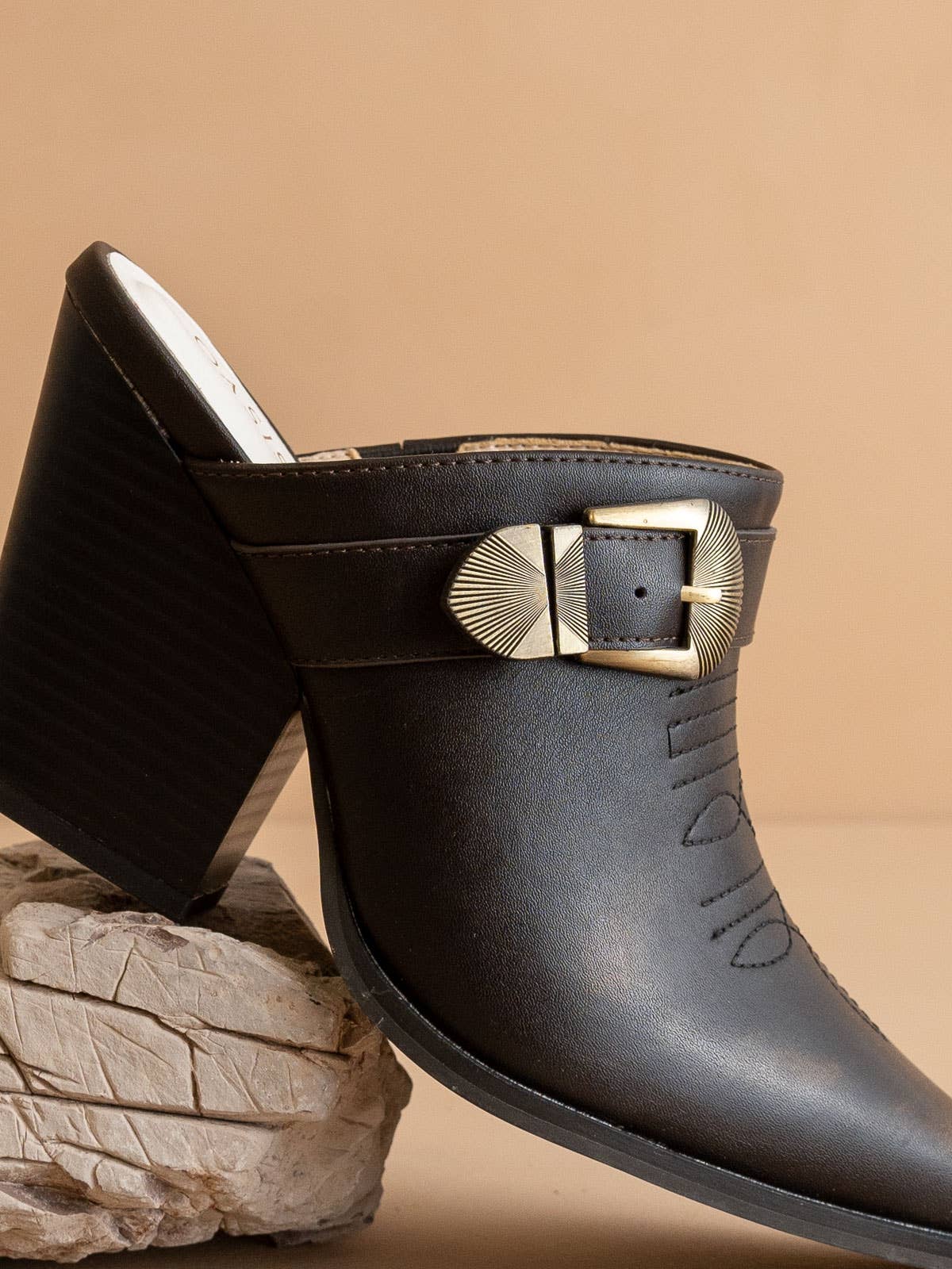 Dixie Western Mule