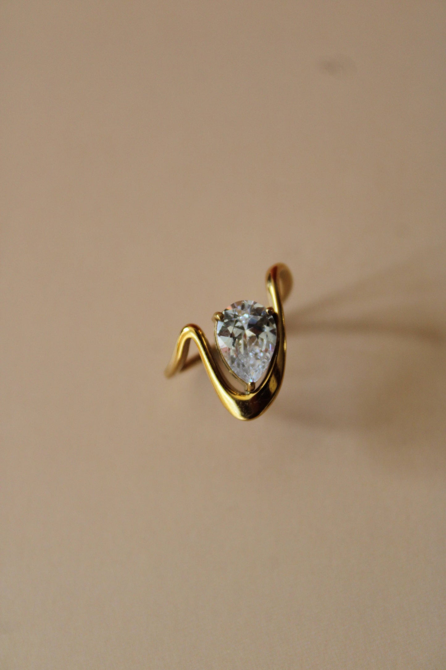 Veyra Ring