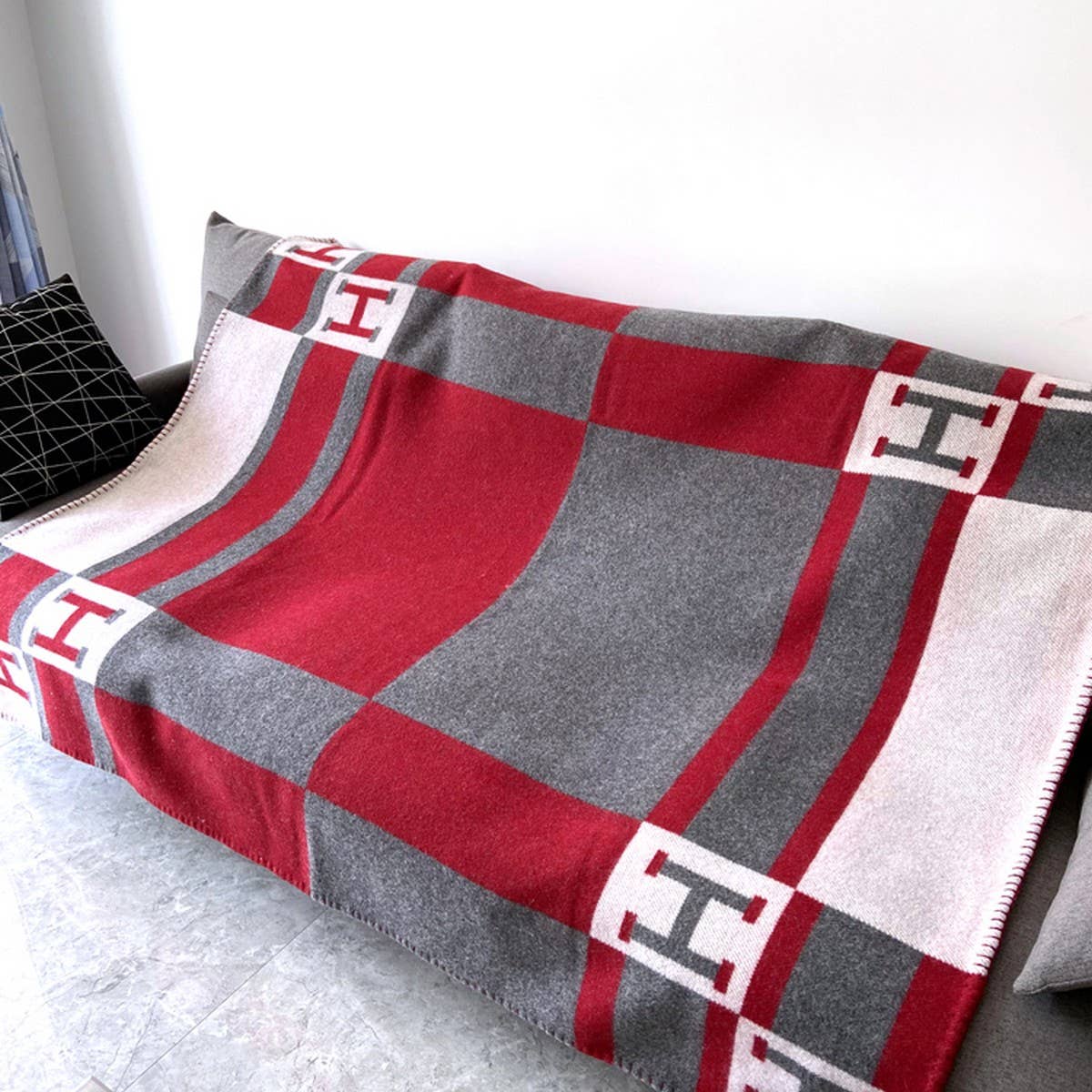 Simple Warm Sofa Blanket