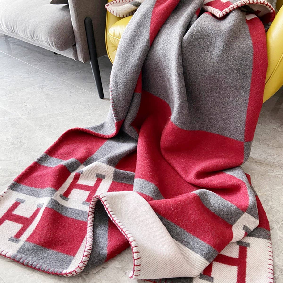 Simple Warm Sofa Blanket