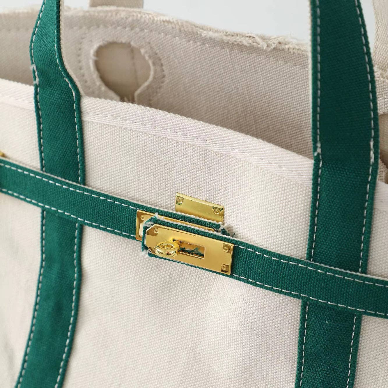 CALHOUN Weekender Distressed Tote