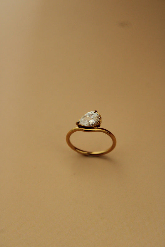 Nyx Ring