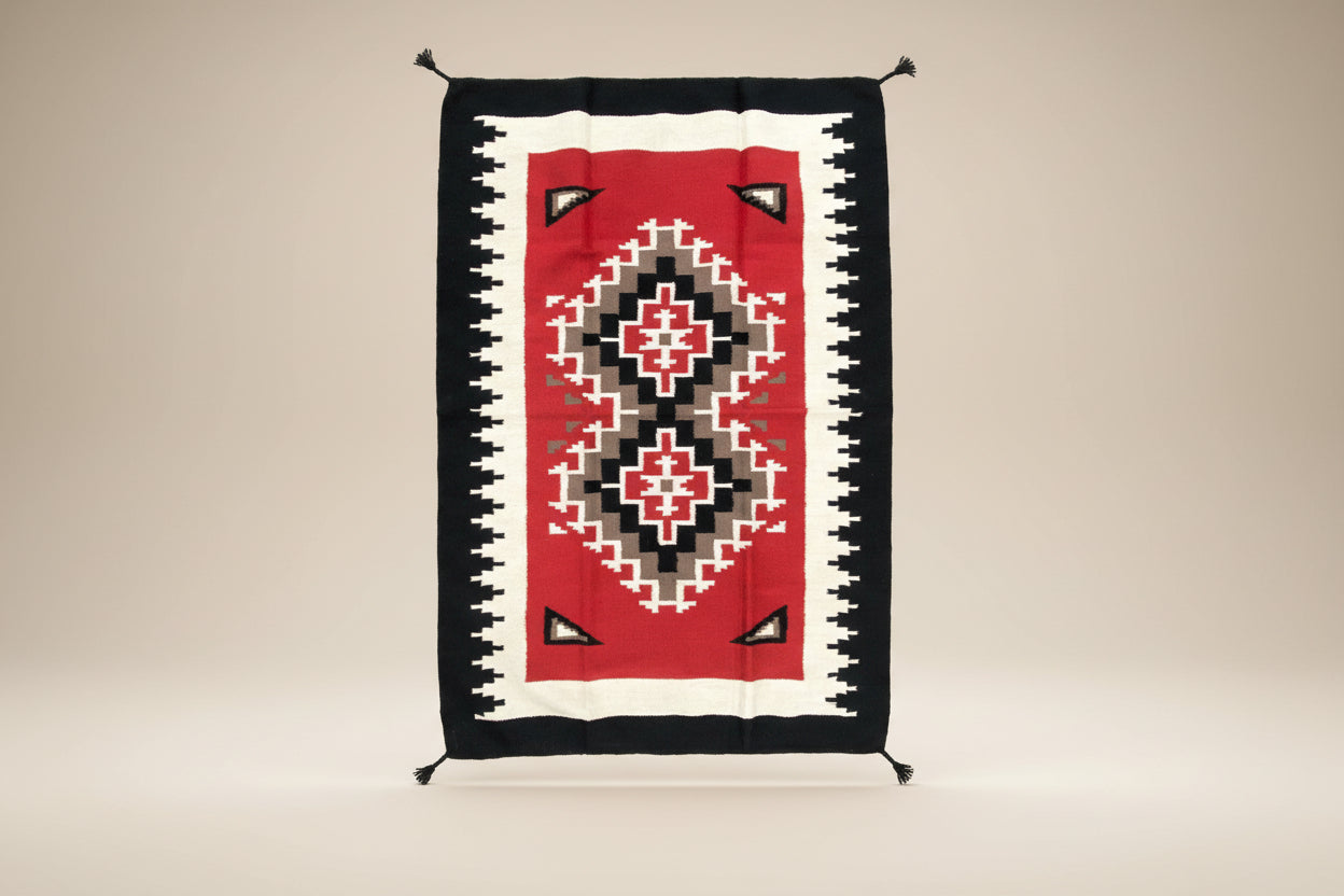 Maya Modern Wool Rug | 4' x 6'