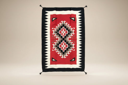 Maya Modern Wool Rug | 4' x 6'